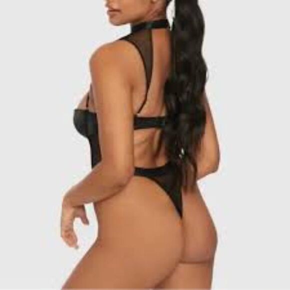 Frederick's of Hollywood XL - Picture 2 of 5